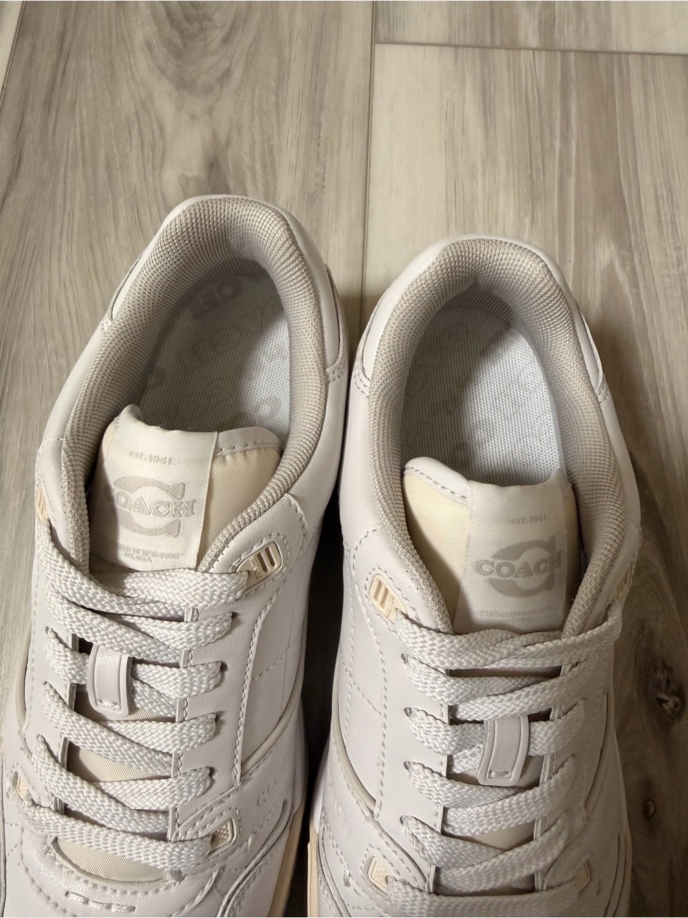 Coach Soho CAQ25 White Leather Sneakers Size 8.5B Gently Used - Picture 7 of 12